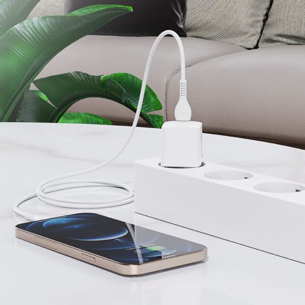 HOCO travel charger Type C + cable Type C to Lightning PD 20W N10 white – Bild 4