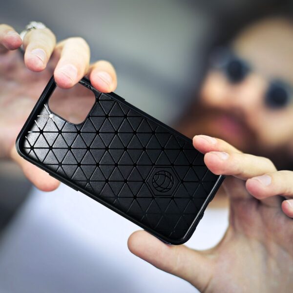 CARBON case for SAMSUNG M31 black – Bild 2